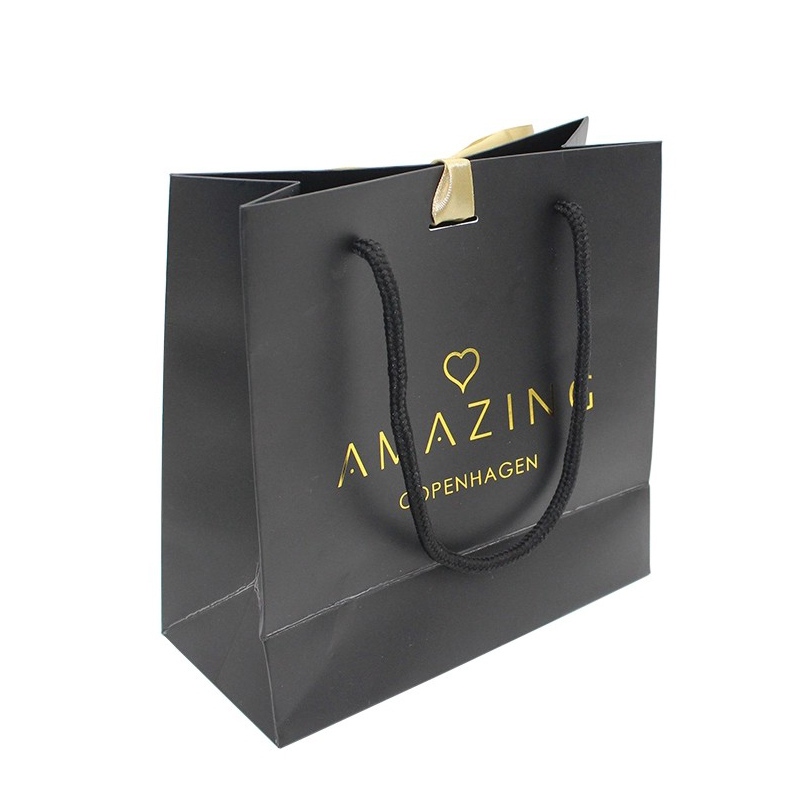 Custom Black Matte Gold Foil Logo Paper Gift Bag With Rope Handle